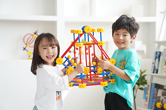 Thinkertoy набор для группы 4-5 лет