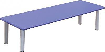 Скамейка на металлических ножках высотой 22 см