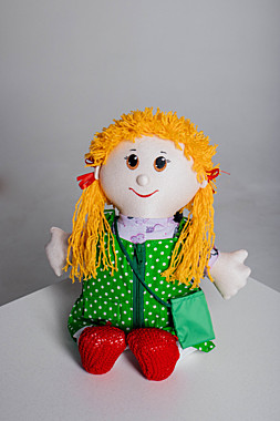 Игрушка-застежка «Учимся одеваться «Полина»