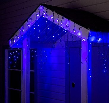 Гирлянда «Бахрома» 4 × 0.6 м, IP44, тёмная нить, 180 LED, свечение синее, 8 режимов, 220 В