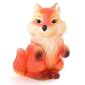 Резиновая игрушка. Лиса Алиса                                      Материал  ПВХ  Высота игрушки, см 20