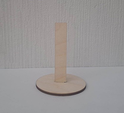 Подставка под куклу